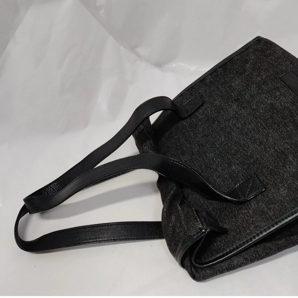 Dolce & Gabbana Black Hand Bag